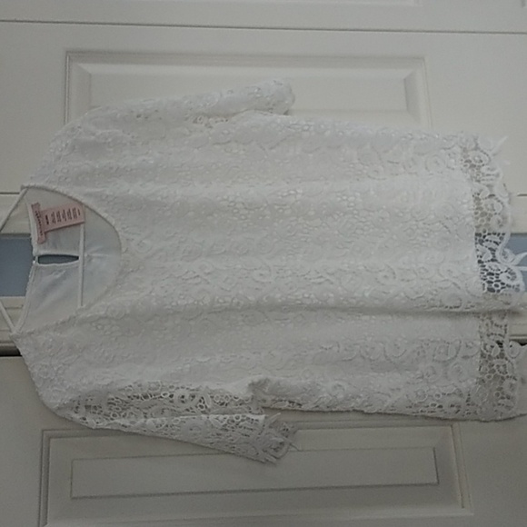 Philosophy Tops - Philosophy White Lace Lined Shirt Sleeve Top XXL